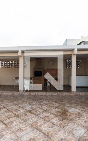 Casa à venda com 276m², 5 quartos e 2 vagasTerraço