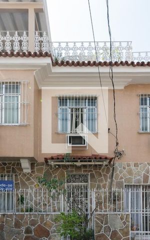 Casa à venda com 276m², 5 quartos e 2 vagasFachada placa
