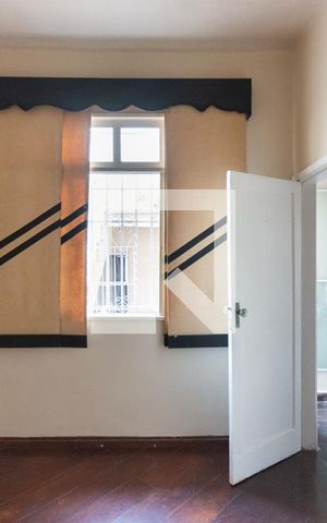 Casa à venda com 276m², 5 quartos e 2 vagasQuarto 1- 2° andar