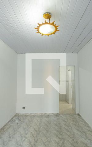 Casa à venda com 84m², 2 quartos e sem vagaSala