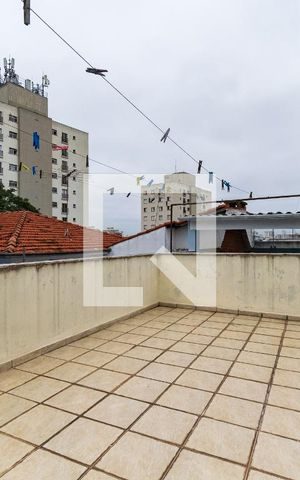 Casa à venda com 100m², 3 quartos e 2 vagas Casa à venda com 100m², 3 quartos e 2 vagasSacada