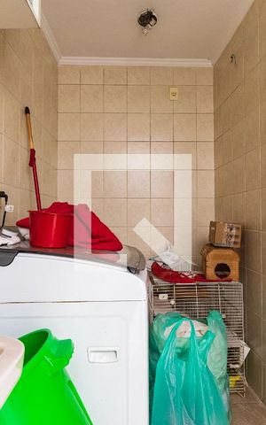 Casa à venda com 100m², 3 quartos e 2 vagas Casa à venda com 100m², 3 quartos e 2 vagasLavanderia