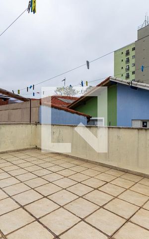 Casa à venda com 100m², 3 quartos e 2 vagas Casa à venda com 100m², 3 quartos e 2 vagasSacada