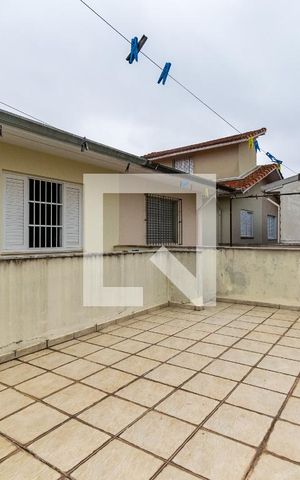 Casa à venda com 100m², 3 quartos e 2 vagas Casa à venda com 100m², 3 quartos e 2 vagasSacada