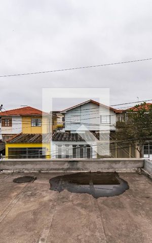 Casa à venda com 100m², 3 quartos e 2 vagas Casa à venda com 100m², 3 quartos e 2 vagasVista da Suíte