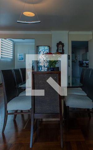 Apartamento à venda com 132m², 3 quartos e 1 vaga Apartamento à venda com 132m², 3 quartos e 1 vagaSala de Jantar