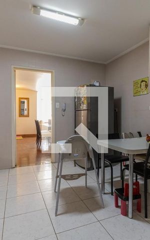 Apartamento à venda com 132m², 3 quartos e 1 vaga Apartamento à venda com 132m², 3 quartos e 1 vagaCozinha