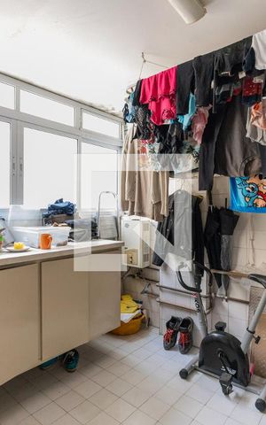 Apartamento à venda com 132m², 3 quartos e 1 vaga Apartamento à venda com 132m², 3 quartos e 1 vagaÁrea de Serviço