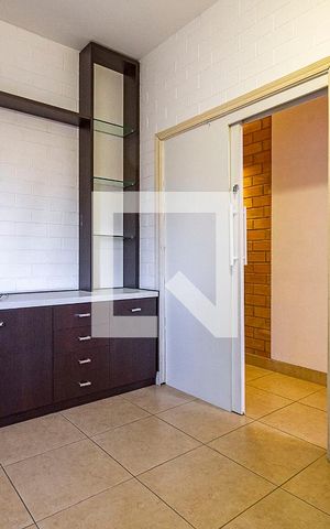 Casa para alugar com 260m², 3 quartos e 5 vagas Casa para alugar com 260m², 3 quartos e 5 vagasQuarto 2