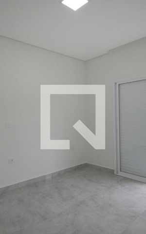 Casa de condomínio para alugar com 450m², 4 quartos e 5 vagasSuíte 3