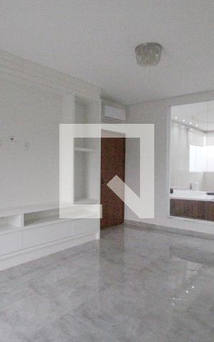 Casa de condomínio para alugar com 450m², 4 quartos e 5 vagasSuíte master