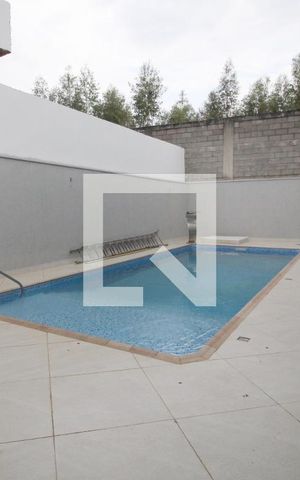 Casa de condomínio para alugar com 450m², 4 quartos e 5 vagasÁrea Externa