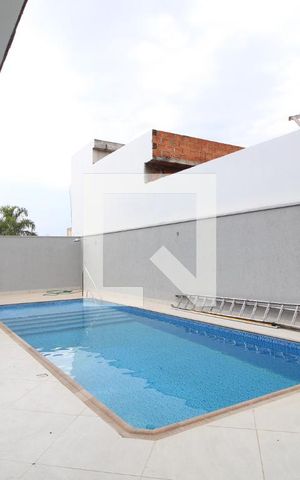 Casa de condomínio para alugar com 450m², 4 quartos e 5 vagasÁrea Externa