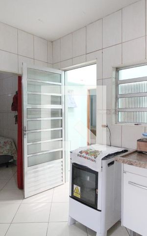 Casa para alugar com 87m², 2 quartos e 1 vagaCozinha