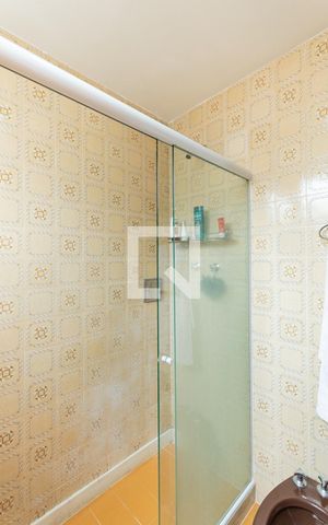 Apartamento à venda com 90m², 2 quartos e 1 vagaBanheiro Suíte