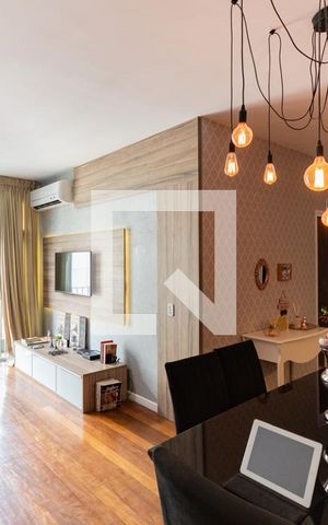 Apartamento à venda com 90m², 2 quartos e 1 vagaSala