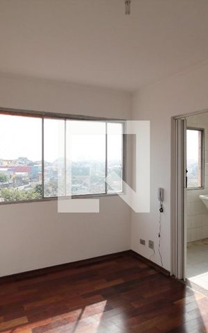 Apartamento para alugar com 42m², 2 quartos e 1 vagaSala