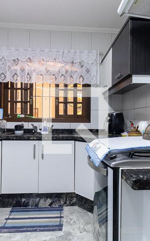 Casa à venda com 130m², 3 quartos e 3 vagas Casa à venda com 130m², 3 quartos e 3 vagasCozinha