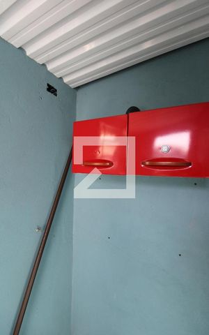 Casa à venda com 250m², 3 quartos e 4 vagasQuintal - Banheiro