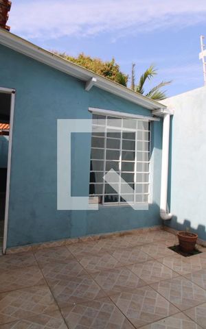 Casa à venda com 250m², 3 quartos e 4 vagasÁrea de Luz