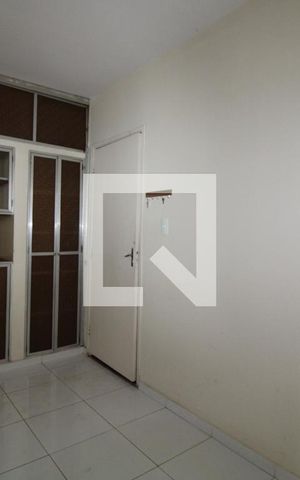 Casa à venda com 250m², 3 quartos e 4 vagasCopa