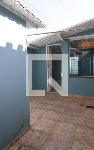 Casa à venda com 250m², 3 quartos e 4 vagasQuintal