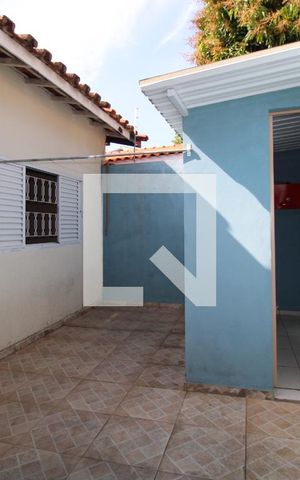 Casa à venda com 250m², 3 quartos e 4 vagasQuintal