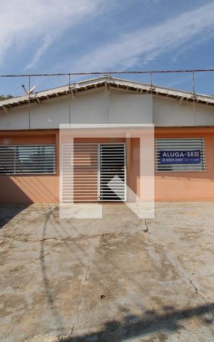 Casa à venda com 250m², 3 quartos e 4 vagasFachada