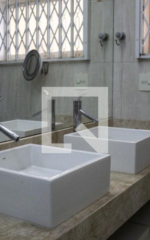 Casa para alugar com 500m², 4 quartos e 3 vagas Casa para alugar com 500m², 4 quartos e 3 vagasBanheiro do Quarto 3