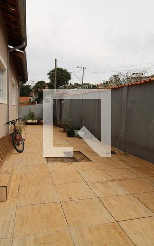 Casa à venda com 112m², 3 quartos e 5 vagasQuintal 2