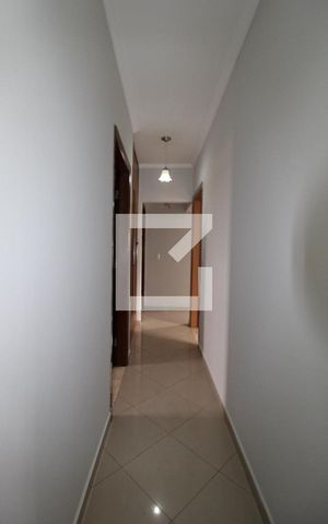 Casa à venda com 112m², 3 quartos e 5 vagasCorredor