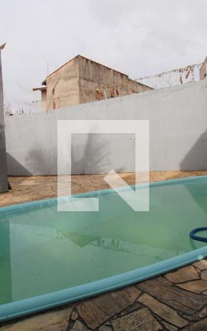 Casa à venda com 112m², 3 quartos e 5 vagasQuintal