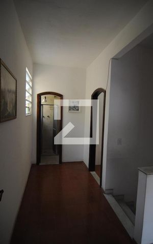 Casa de condomínio à venda com 150m², 4 quartos e 3 vagasCorredor Segundo Andar