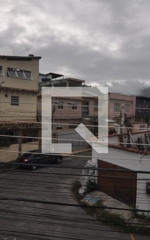 Casa de condomínio à venda com 150m², 4 quartos e 3 vagasVista