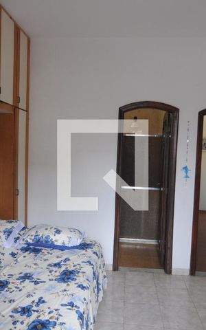 Casa de condomínio à venda com 150m², 4 quartos e 3 vagasSuíte