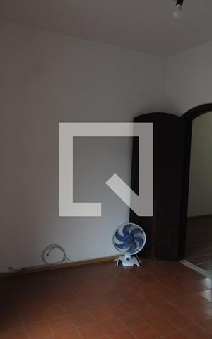 Casa de condomínio à venda com 150m², 4 quartos e 3 vagasQuarto 2