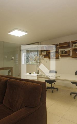 Casa à venda com 150m², 3 quartos e 1 vagaEscritorio