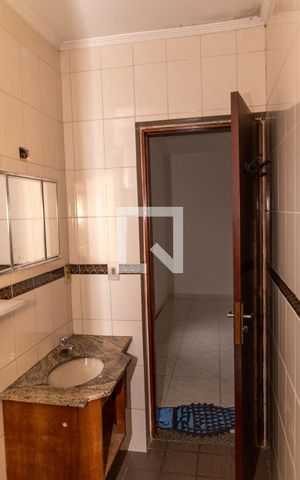 Casa à venda com 300m², 4 quartos e 2 vagasBanheiro da Suíte