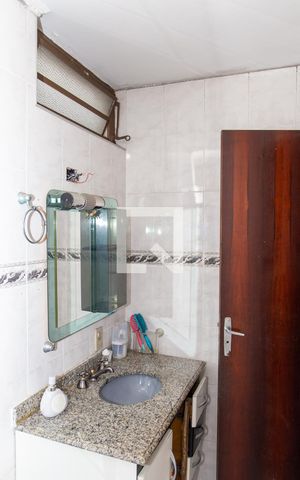 Casa à venda com 300m², 4 quartos e 2 vagasBanheiro Social