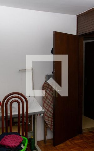 Casa à venda com 300m², 4 quartos e 2 vagasQuarto 1