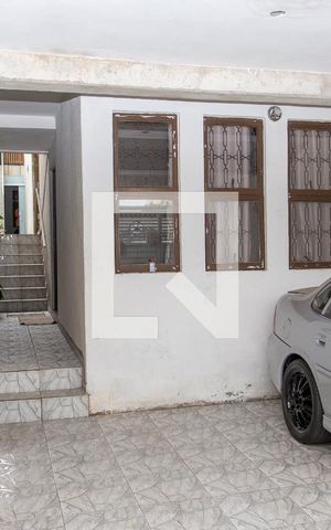 Casa à venda com 300m², 4 quartos e 2 vagasGaragem