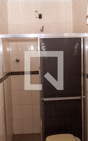 Casa à venda com 300m², 4 quartos e 2 vagasBanheiro da Suíte
