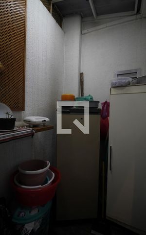 Apartamento à venda com 70m², 2 quartos e 1 vagaÁrea de Serviço