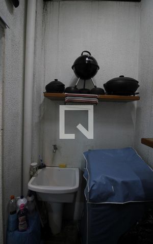 Apartamento à venda com 70m², 2 quartos e 1 vagaÁrea de Serviço