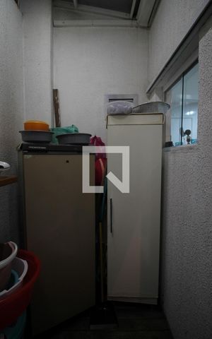 Apartamento à venda com 70m², 2 quartos e 1 vagaÁrea de Serviço
