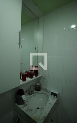 Apartamento à venda com 70m², 2 quartos e 1 vagaBanheiro Social
