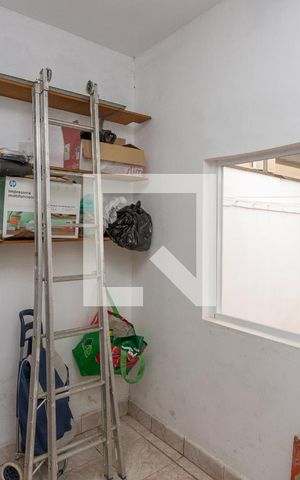 Casa à venda com 200m², 3 quartos e 2 vagas Casa à venda com 200m², 3 quartos e 2 vagasQuarto de Serviço
