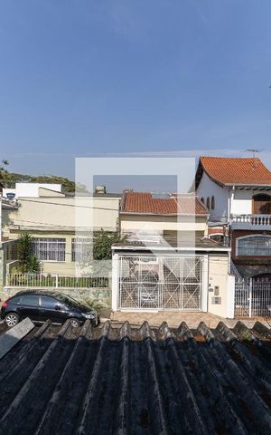 Casa à venda com 161m², 3 quartos e 3 vagas Casa à venda com 161m², 3 quartos e 3 vagasVista do Quarto 1