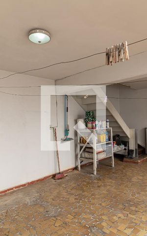 Casa à venda com 161m², 3 quartos e 3 vagas Casa à venda com 161m², 3 quartos e 3 vagasQuintal