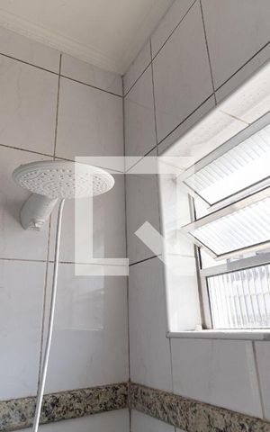 Casa à venda com 161m², 3 quartos e 3 vagas Casa à venda com 161m², 3 quartos e 3 vagasBanheiro 1